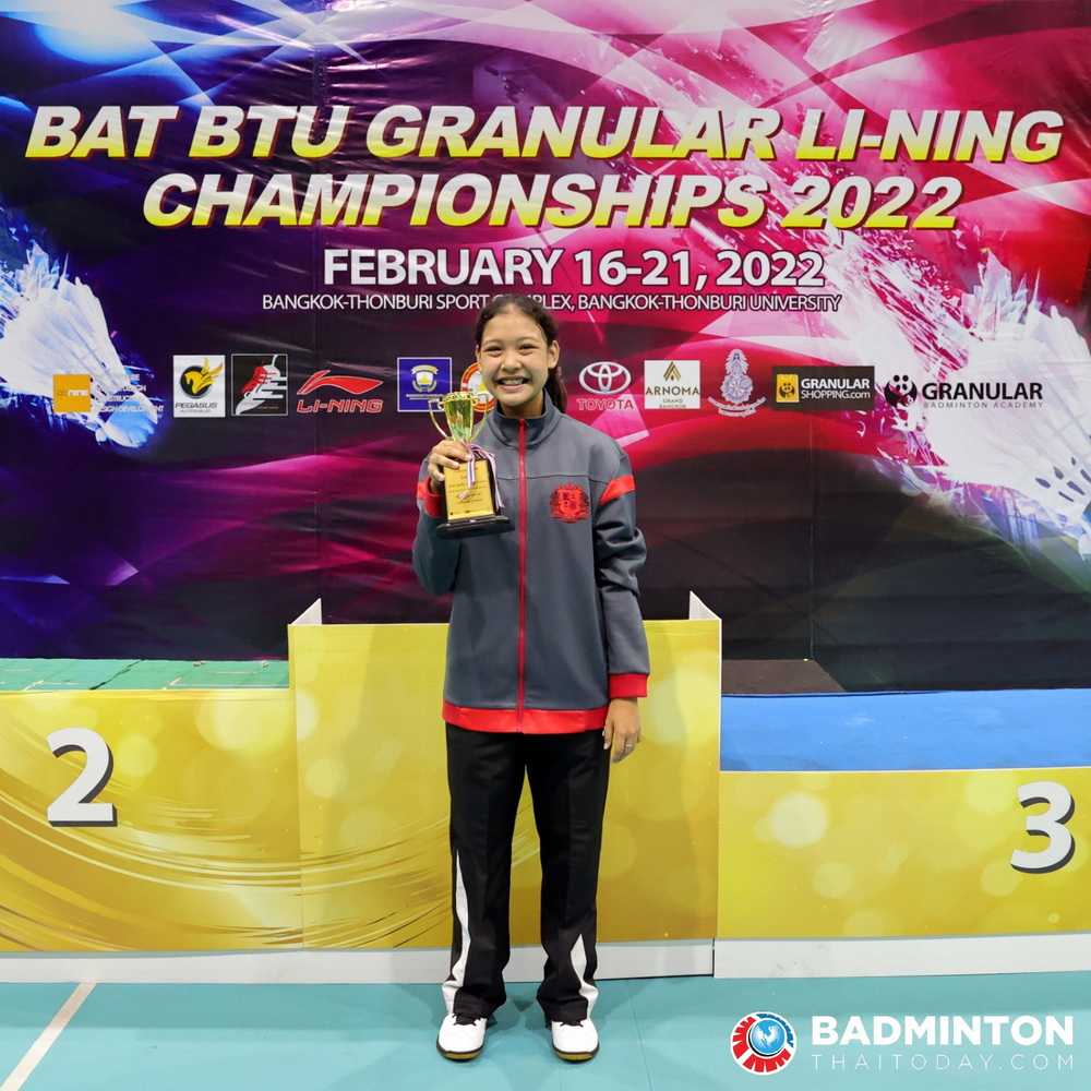 ภาพบรรยากาศพิธีมอบรางวัลการแข่งขัน BAT BTU GRANULAR LI-NING CHAMPIONSHIPS 2022 รูปภาพกีฬาแบดมินตัน