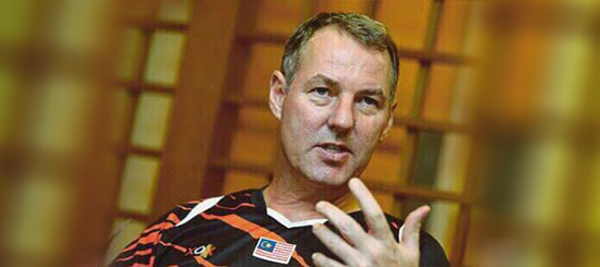 Morten Frost ..ลาออกจากสมาคมแบดมินตันมาเลย์แล้ว