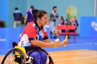 อำนวย เวชวิฐาน..รับรางวัลนักกีฬาหญิงยอดเยี่ยมของ BWF