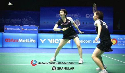 สองสาวจากญี่ปุ่น โชว์พลังความเหนียวแน่น แข็งแรง ชนะสาวจีน 2:1 เกมส์ ครองแชมป์หญิงคู่ Celcom Axiata Malaysia Open 2017