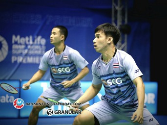 บาส-สกาย พ่ายความเก๋า ตกรอบแรกในศึก OUE Singapore Open