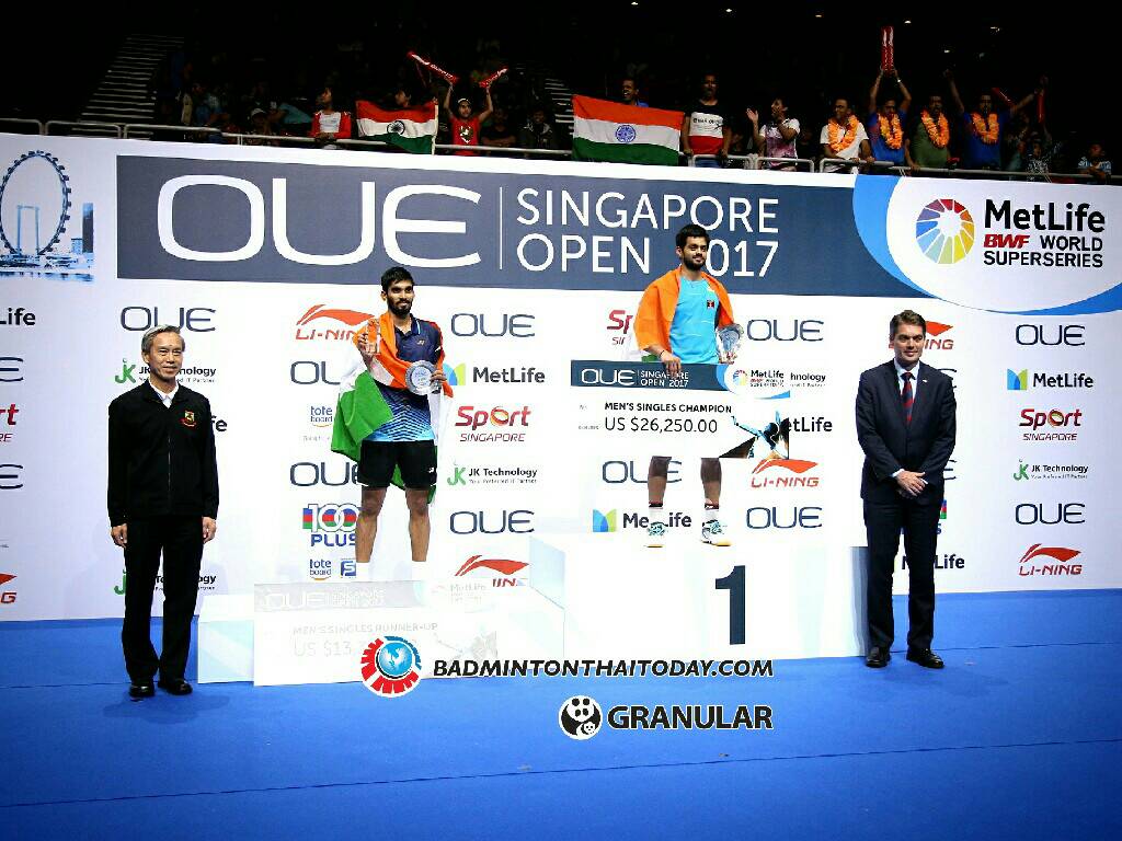 SAI PRANEETH B. ชนะเพื่อนร่วมชาติ 2:1 เกมส์ ครองตำแหน่งแชมป์ชายเดี่ยว OUE Singapore Open 2017