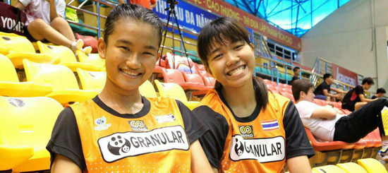 "น้องเนียร์-ดีน" สาวน้อยนักตบลูกขนไก่วัย 18 ปีของไทย ระเบิดฟอร์มสุดยอด