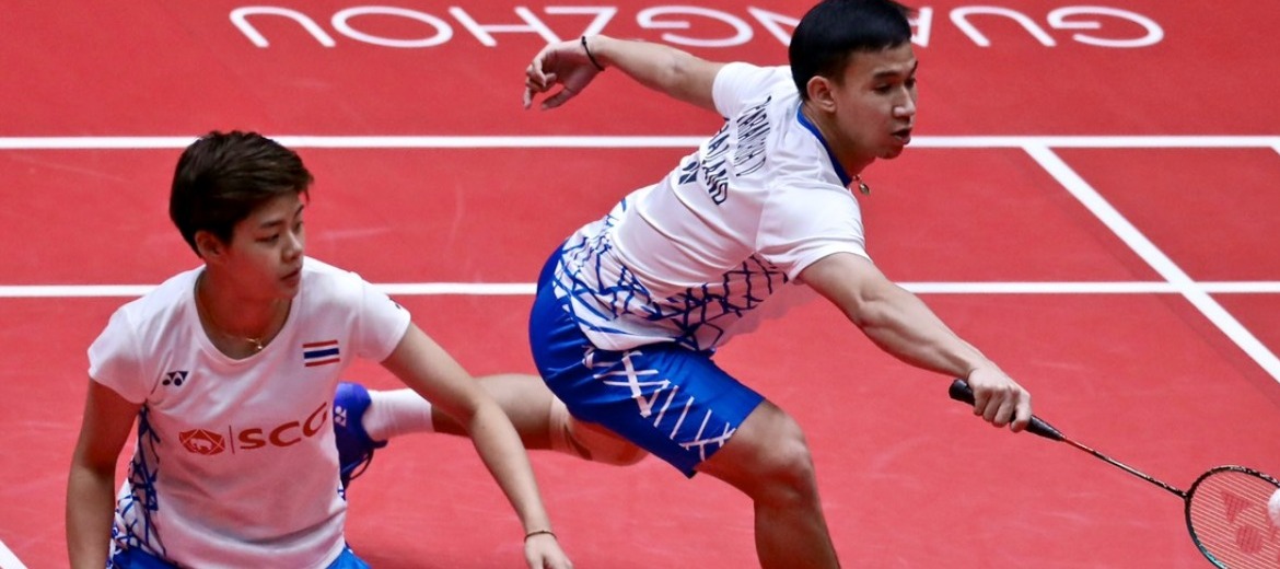 เชียร์"เมย์" และ"บาส-ปอป้อ" รอบรอง HSBC BWF World Tour Finals 2018 วันนี้